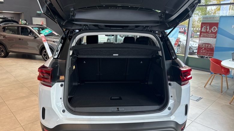 Citroen C5 Aircross 1.2 Hybrid 145 Max Edition 5dr Auto Petrol Hatchback